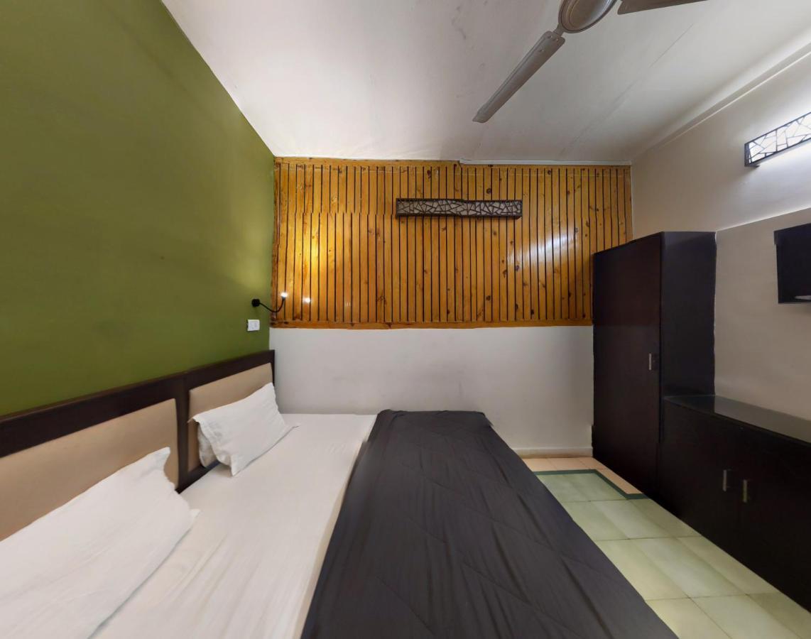 Joey'S Hostel Agra Агра Екстериор снимка