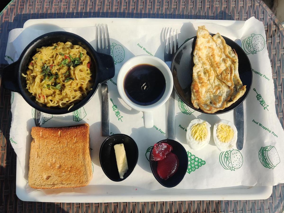 Joey'S Hostel Agra Агра Екстериор снимка