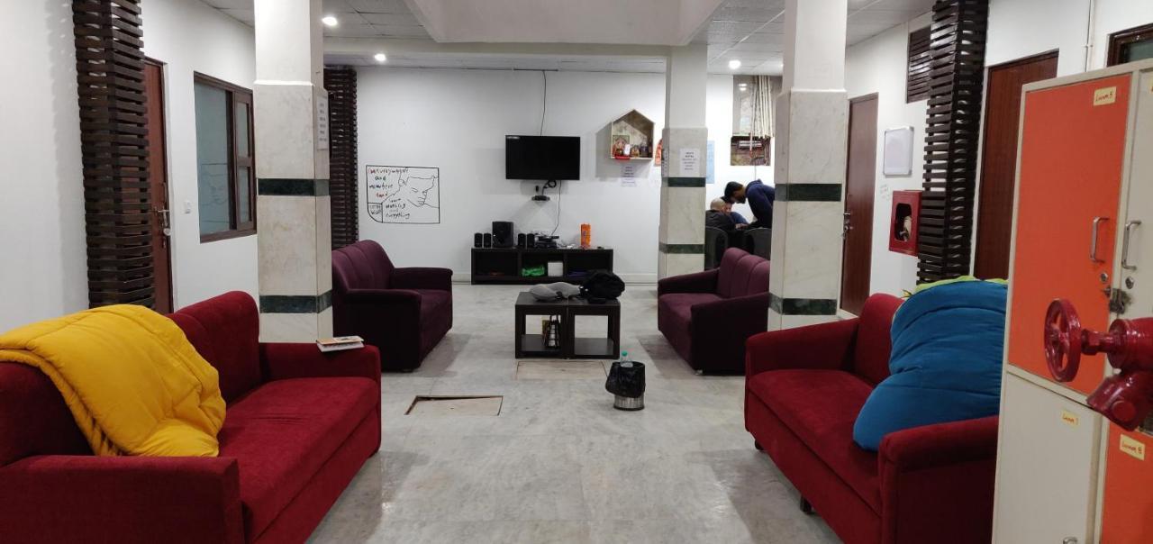 Joey'S Hostel Agra Агра Екстериор снимка