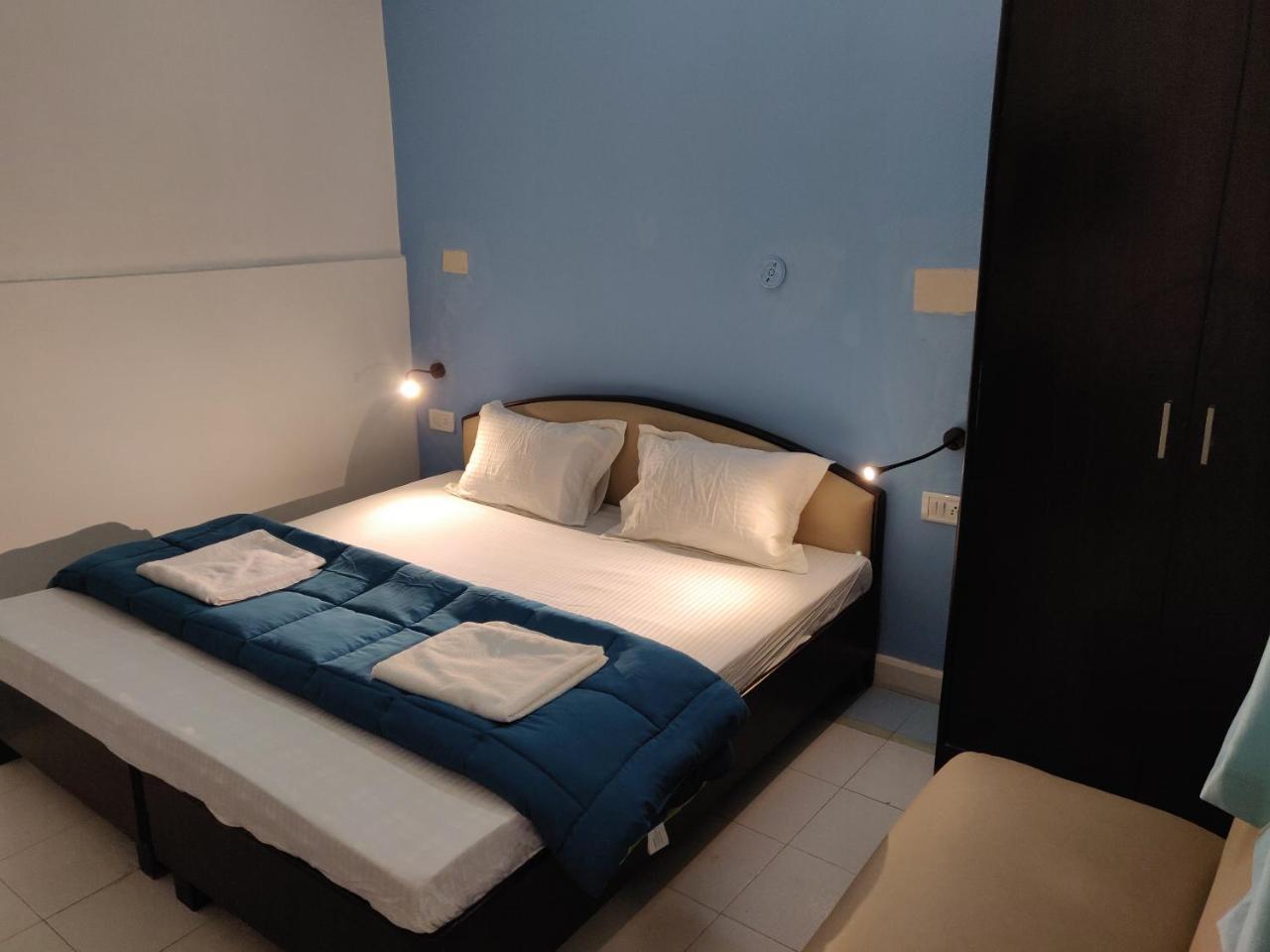 Joey'S Hostel Agra Агра Екстериор снимка